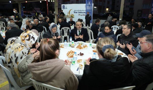 Bursa Büyükşehir Kestel'de oruç açtı