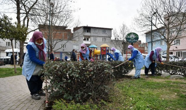 Bursa Osmangazi parklarında bahar temizliği