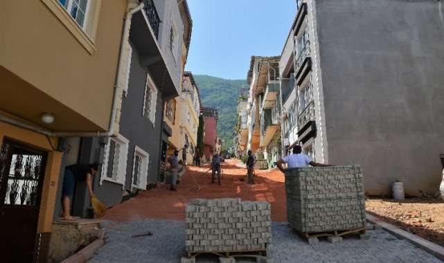 Bursa Yıldırım'ın yolları sil baştan yenileniyor