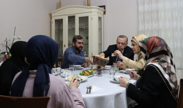 Cumhurbaşkanı Erdoğan, İstanbul Ümraniye'de oruç açtı