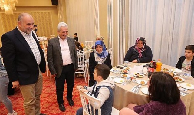 ‘Dünya Yetimler Günü’nde Konuşan Başkan Sandıkçı: “Yavrularımıza Her Türlü Desteği Vermeye Hazırız