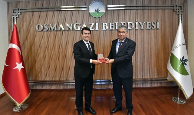 Genel Sekreter Raev ilk resmi ziyaretini Bursa Osmangazi'ye yaptı