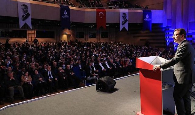 İmamoğlu ve Çalkaya Aydınlana Onur Ödülü verdi