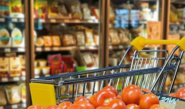 İzmir'de tüketici fiyat endeksi yıllık %58,83, aylık %6,11 arttı