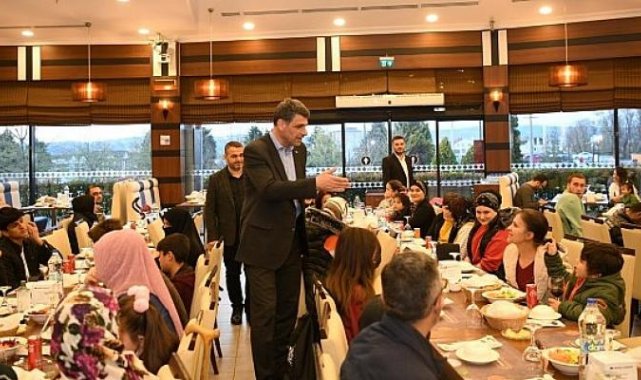 Kartepe’de Çocukların Yüzünü Güldüren İftar