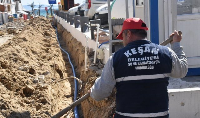 Keşan Belediyesi Erikli Sahili'ndeki içme suyu abone bağlantılarına başladı