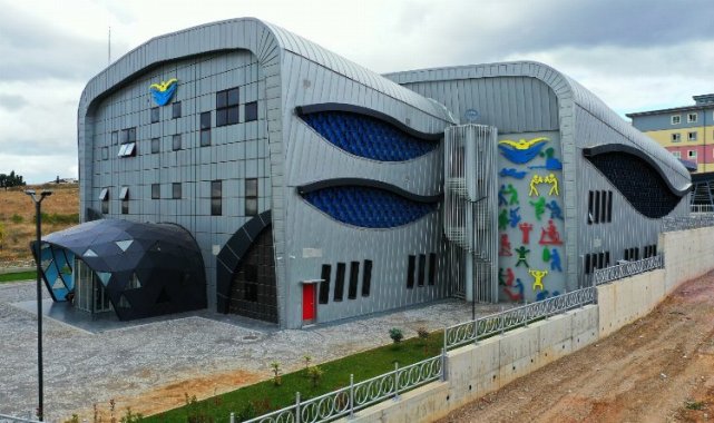 Kocaeli Büyükşehir'den 3 yılda spora dev yatırım