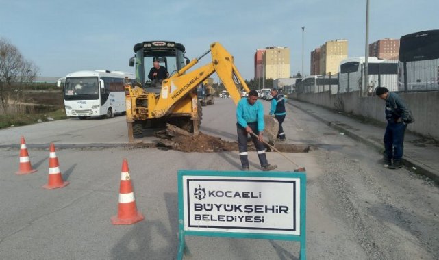 Kocaeli Gebze bölgesinde bozulan yollara müdahale