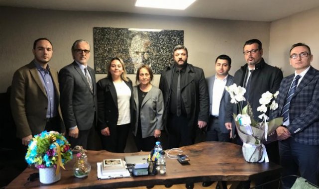 Kocaeli İzmit Belediyesinden basın şehidi Güngör Arslan'ın ailesine ziyaret