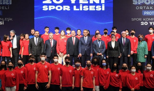 Protokol imzlanadı... Spor liselerinde yeni dönem başlıyor