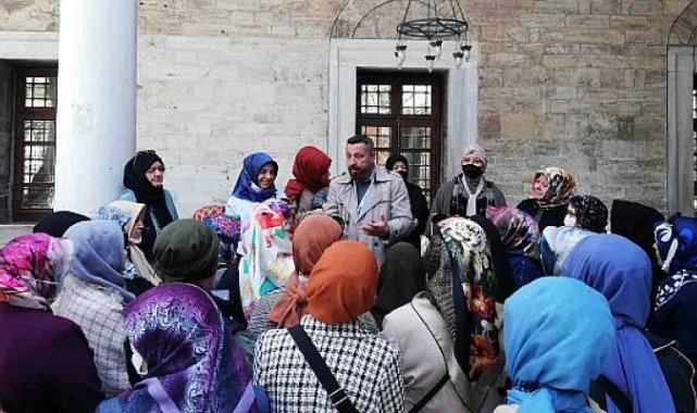 Tarihi camilere manevi yolculuk