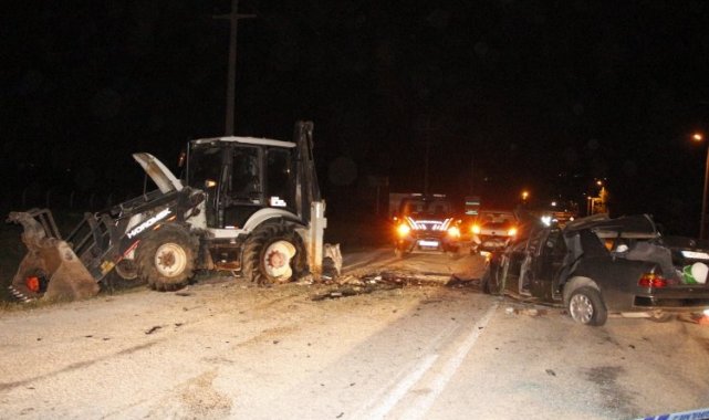 Bilecik Pazaryeri'nde feci kaza: 1 ölü, 1 yaralı!