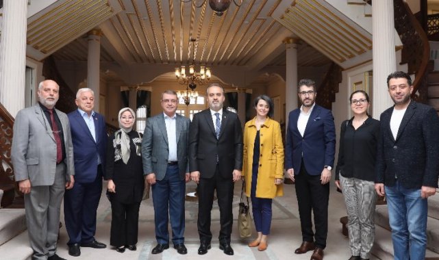 Bursa hediyelik eşyasını arıyor