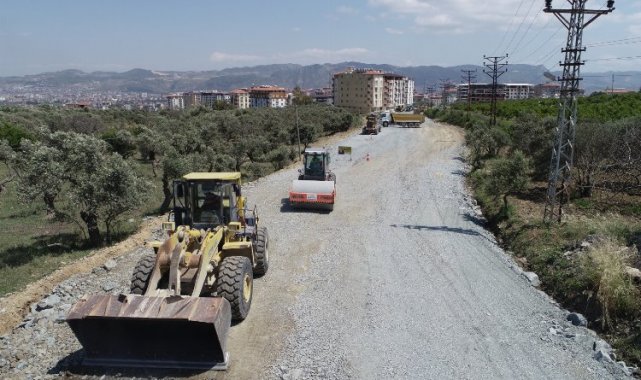 Hatay Karlısu Mahallesi asfaltlanıyor