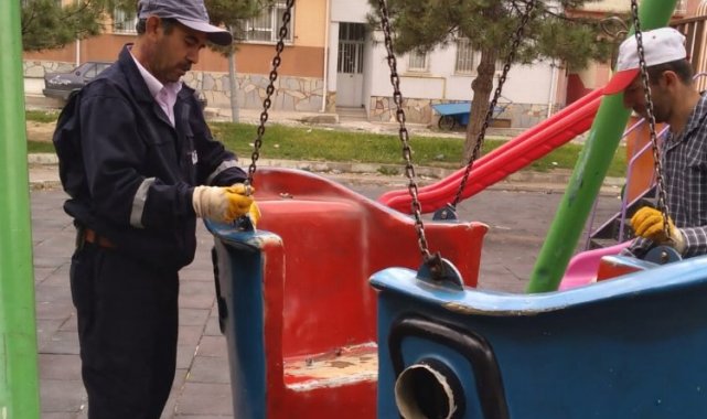 Kütahya'da park ve yeşil alanlarda bakım