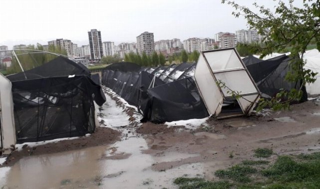Niğde Patates Araştırma Enstitüsü seraları yağmura teslim oldu