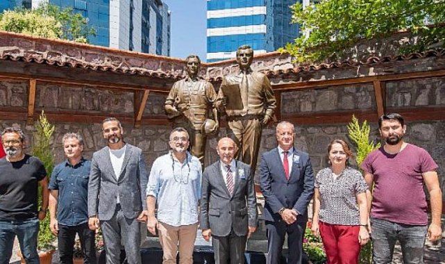 Ahmet Piriştina heykeli APİKAM'da açıldı