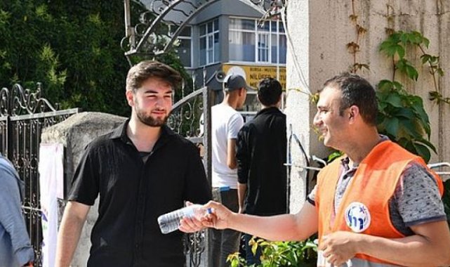 Başkan Kanar ve Ekipler Öğrencileri Sınavda da Yalnız Bırakmadı