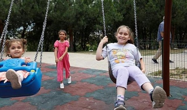 Baykoca Mahallesinde Çocuk Oyun Alanı Yenilenen Yüzüyle Hizmete Girdi