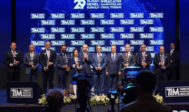 Ege Bölgesi'nden 7 ihracatçı firmaya TİM'den 10 ödül
