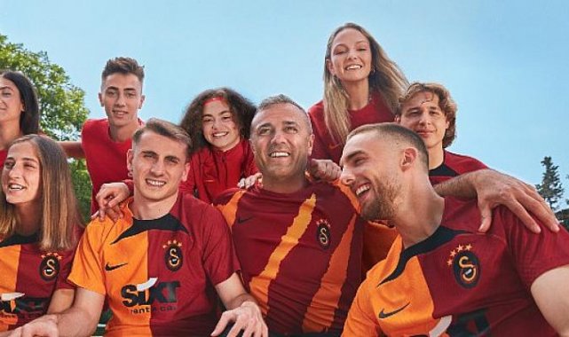 Galatasaray 2022 – 2023 Sezon Formalarını Tanıttı