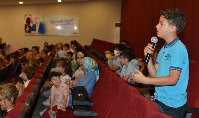 İzmir Çiğli'de Çocuk Meclisi kuruldu