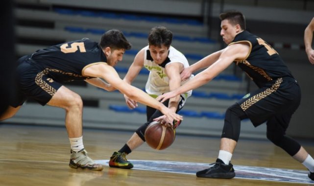 Manisa Büyükşehir Basketbol Gençler Ligi'ne hazırlanıyor