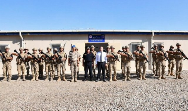 Mersin Valisi komando taburunda