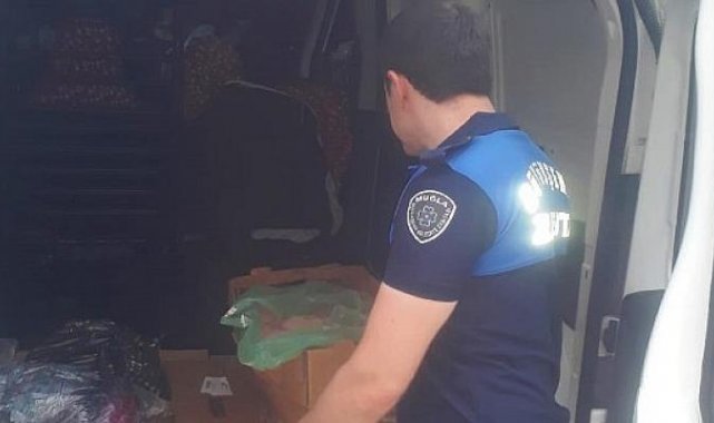 Muğla Büyükşehir Zabıtası sağlıksız etli ekmek (pide) ve tavuk eti ele geçirdi