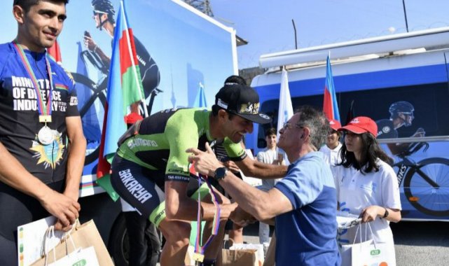 Sakaryalı bisiklet sporcusuna şampiyonluk rekor getirdi