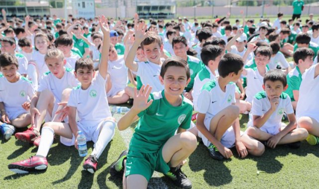 Sivas'ta yaz spor okulları kapılarını açtı
