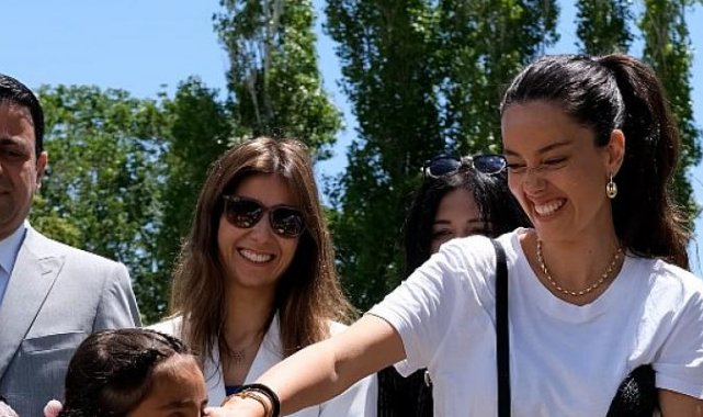 Ünlü İsimler Çocuklar İçin Ağrı’da