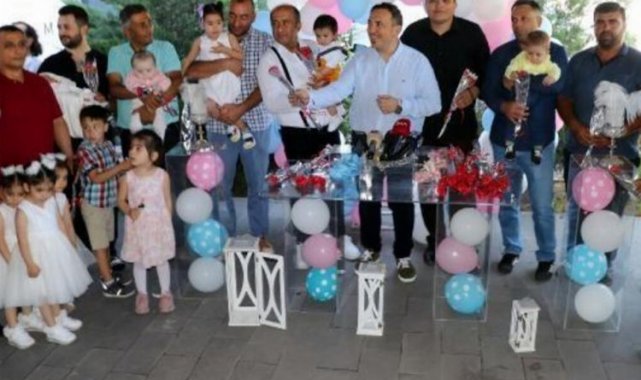 Yıllar sonra babalığı tadanlar özel günde buluştu