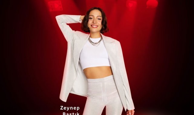 Zeynep Bastık 'Red'lendi