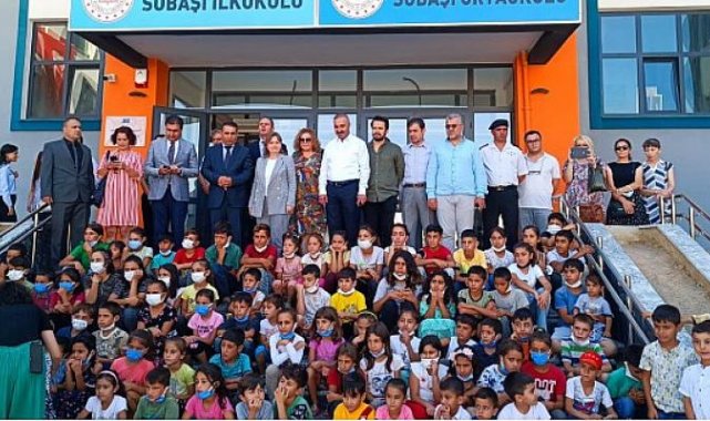 Bakan Yardımcısı Aşkar, İzmir’de Öğretmen ve Öğrencilerle Bir Araya Geldi