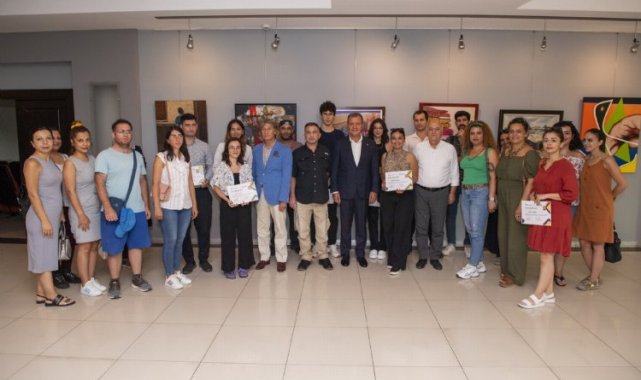 'Dijital Beceri Geliştirme Programı'nda sertifika heyecanı