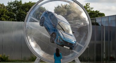 Her açıdan göz alıcı 'Küre'