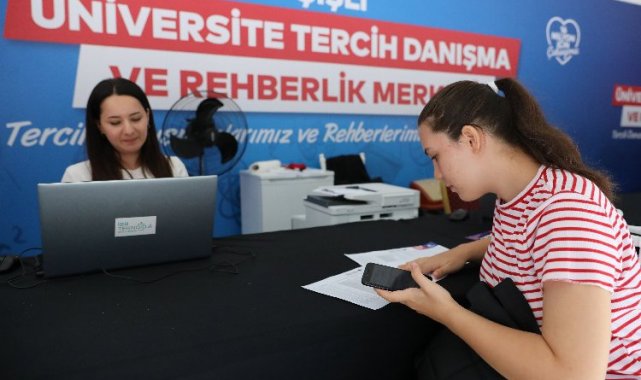 İstanbul'da 71 bin gence tercih danışmanlığı yaptılar