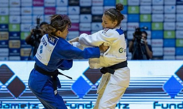 Kağıtsporlu Merve dünya üçüncüsü