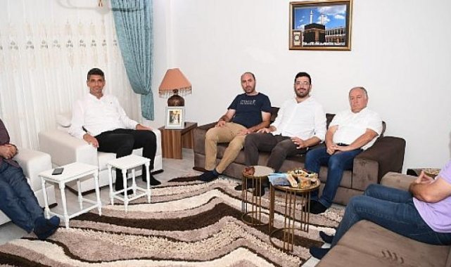 Kartepe Belediye Başkanı Av.M.Mustafa Kocaman'dan Hacılara Ziyaret