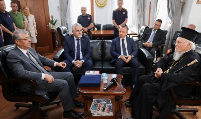 Patrik Bartholomeos'tan İstanbul İtfaiyesi'ne 'teşekkür' ziyareti
