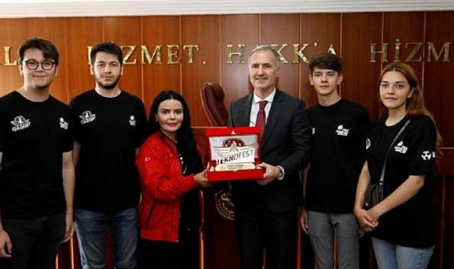 6 Eylül Futbol Turnuvasında Kupalar Sahiplerini Buldu