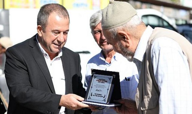 96 yaşındaki zeytinciye onur plaketi