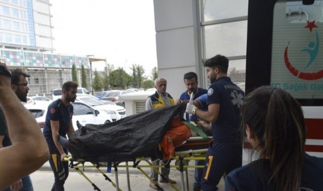 Adıyaman'da üzerine trafo devrilen işçi yaralandı