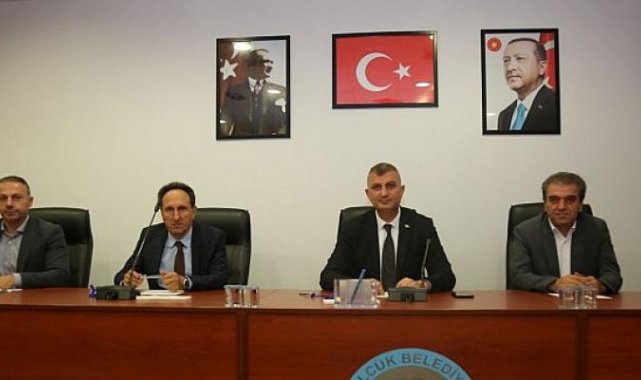 Başkan Sezer Muhtarlarla Buluştu