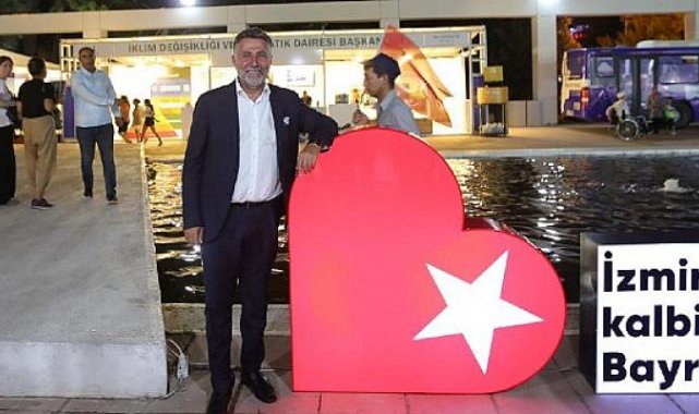 Bayraklı, fuardaki yerini aldı