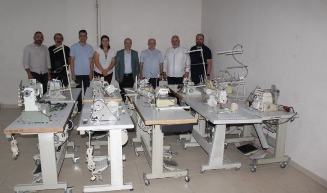 BEKSİAD'dan Orhaneli MYO'ya makine desteği