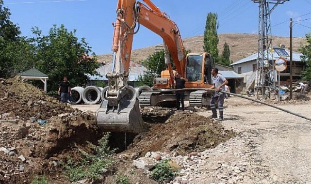 Büyükşehir'den Kırkpınar'da yağmur suyu çalışması