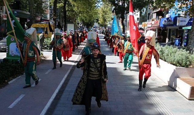 Cumhuriyet Bulvarı'nda mehter coşkusu