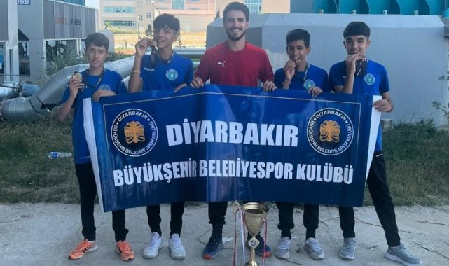 Diyarbakır Büyükşehir Belediyesi sporcuları Türkiye şampiyonu oldu